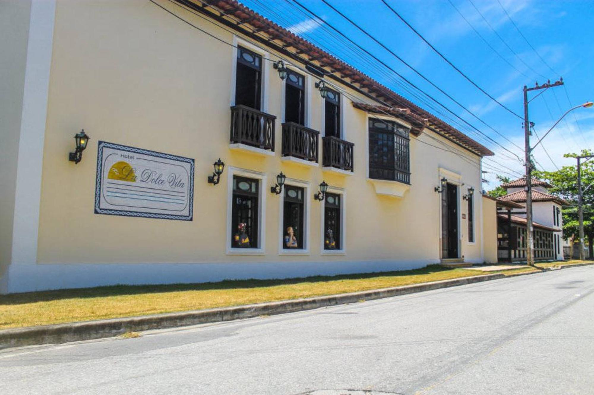 OYO Hotel La Dolce Vita, Rio das Ostras Esterno foto